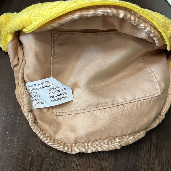 New Sunny Yellow Terry Cloth Fanny Pack Crossbody Bag 1.5” Wide Canvas Strap - Picture 3 of 8